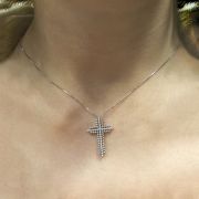 Λευκόχρυσος Σταυρός με διαμάντια 0.21ct και αλυσίδα στα 18 καράτια. PD2638